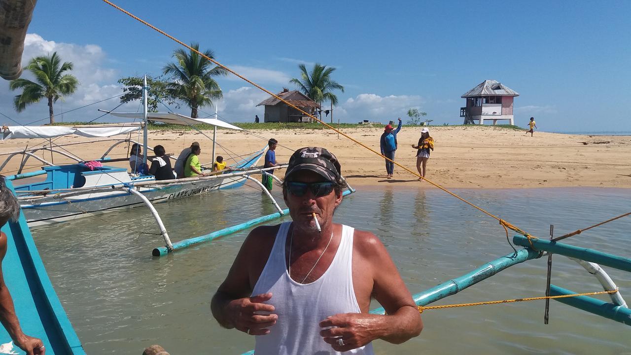 Peace & Love Beach Club Hotel Roxas  Exterior photo